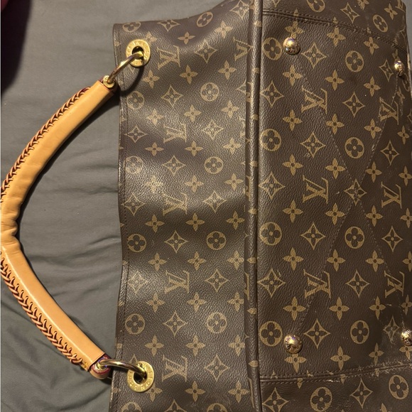 Louis Vuitton Brown Monogram Shoulder Bag - Picture 8 of 12
